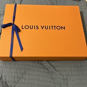 Louis Vuitton box